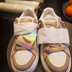 Skechers Womens Street Flossy White/ Tan Sneakers